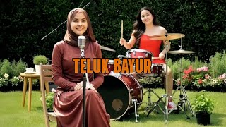  “Teluk Bayur” dipopulerkan oleh Ernie Djohan pada tahun 1965.