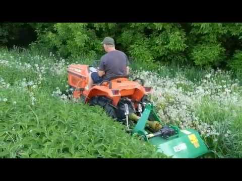 Wideo: Kosiarka Do Traktorów Ogrodowych: Cechy Mini Traktorów Z Kolektorem Do Dużych Trawników. Charakterystyka Modeli Trawnikowych Z Napędem Benzynowym