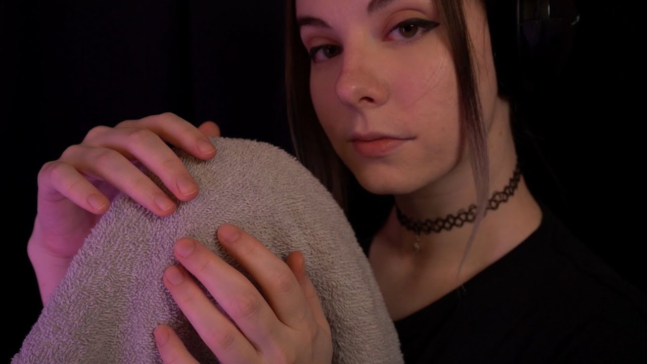 ASMR | extra gentle Towel Scratching & Howling Wind Blowing - no talking, Ambience White Noise