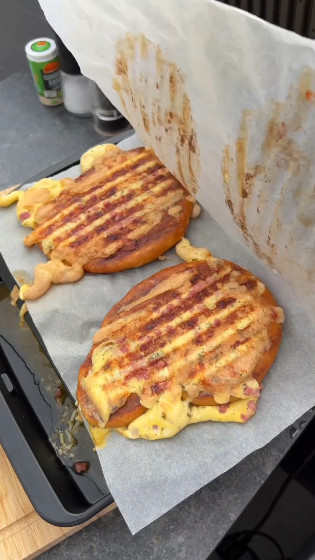 Frühstücks Brezel mit Käse-Ei - Werbung - YouTube