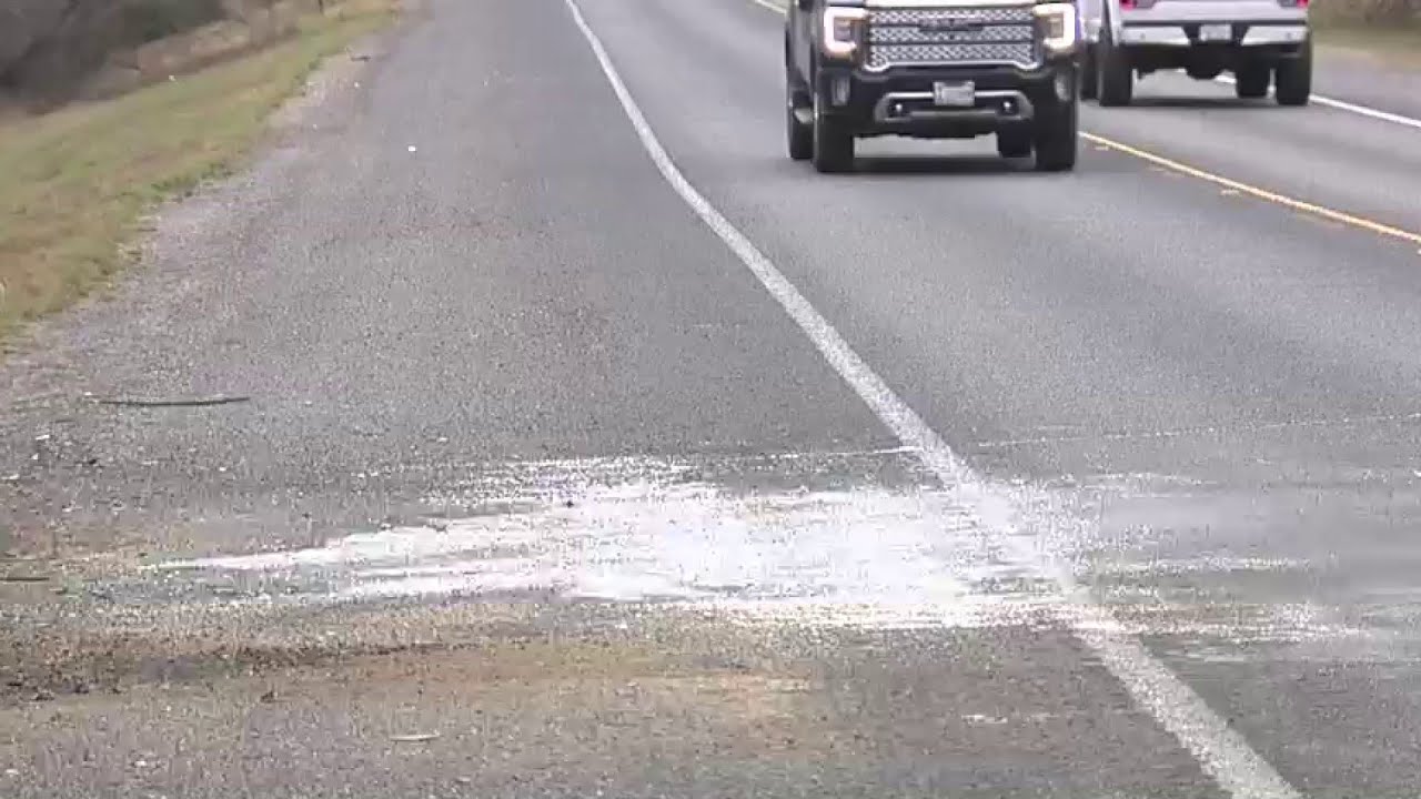 7 killed, young passenger survives in Comal County crash, DPS says 7 killed, young passenger survives in Comal County crash, DPS says