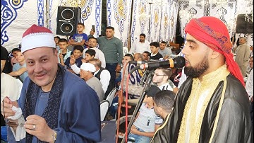 إنبهاااار وتشجيع الشيخ محمود صــابر للقارئ البريطانى أيوب عاصف فى ليلة تاريخية جمعت بينهما