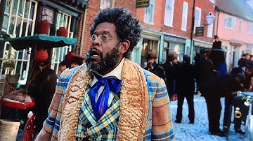 Bisa Kdei JINGLE JANGLE ~ Best Christmas movie on #Netflix 2020 #BestScene ~ commentary #BisaKdei