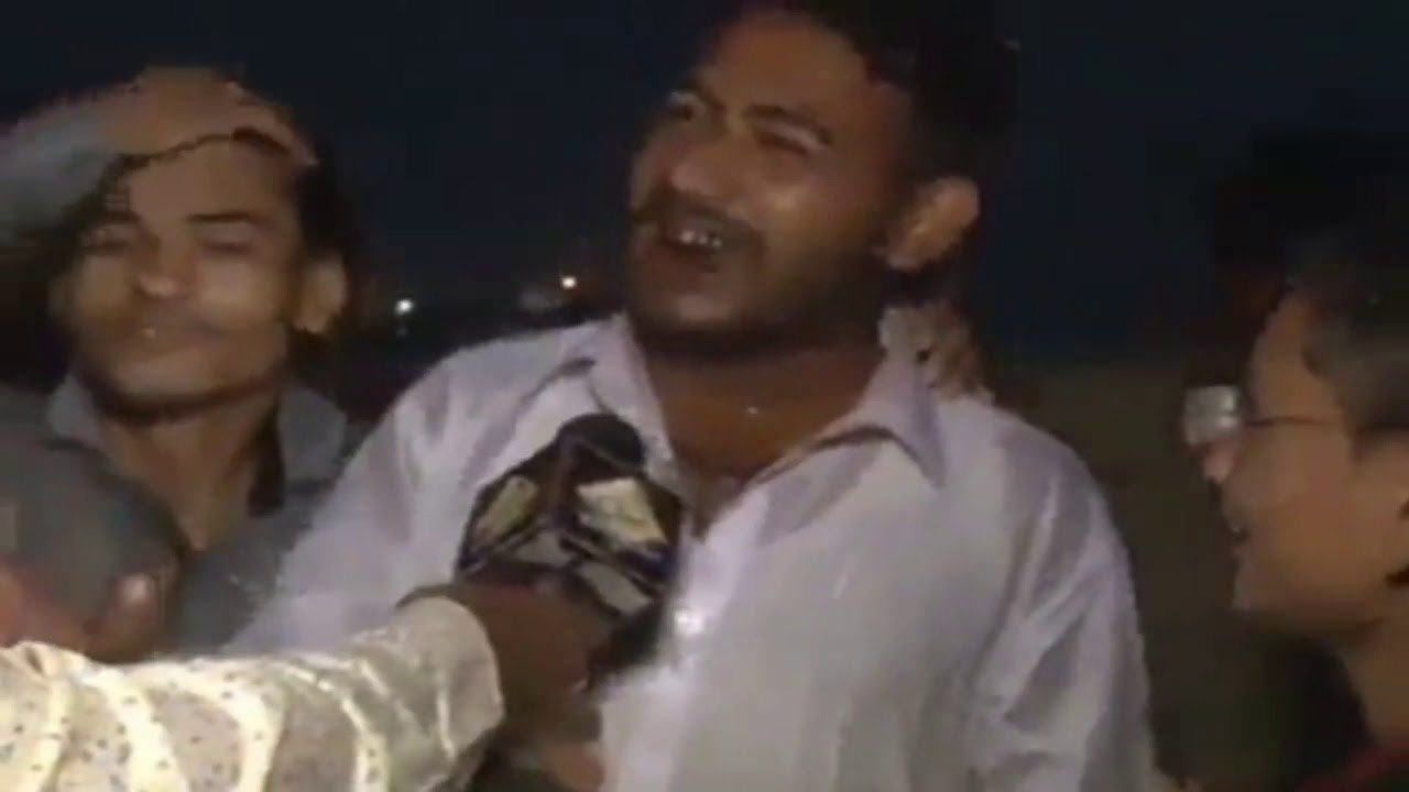 MIXTAINMENT || A Try to make a meme