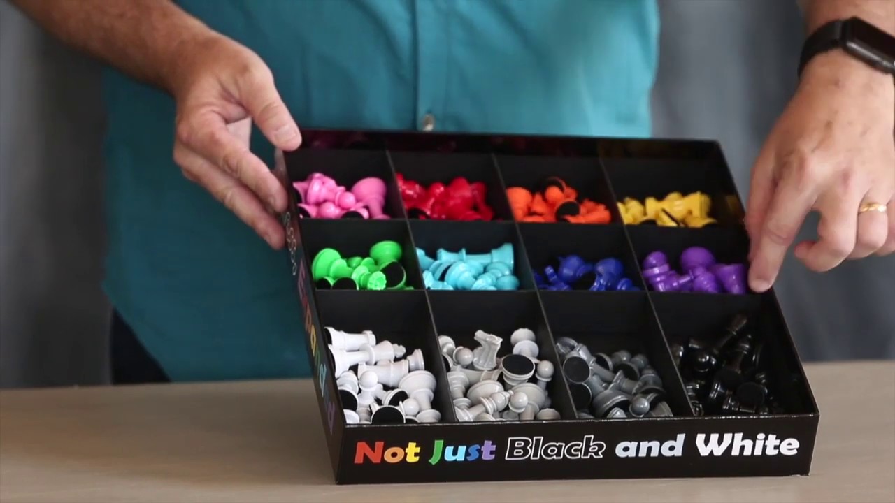 Sovereign Chess #1: Unboxing Video (2018)