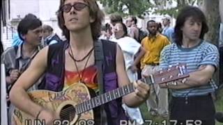 Linda McCartney Memorial Service in New York, June 1998