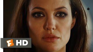 Wanted (6/11) Movie CLIP - Wesley's First Curved Bullet (2008) HD