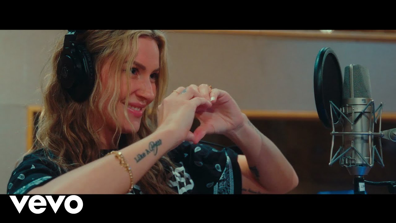 Watch Ashtyn Sommer - Mondays (Official Music Video) on YouTube Watch Ashtyn Sommer - Mondays (Official Music Video) on YouTube