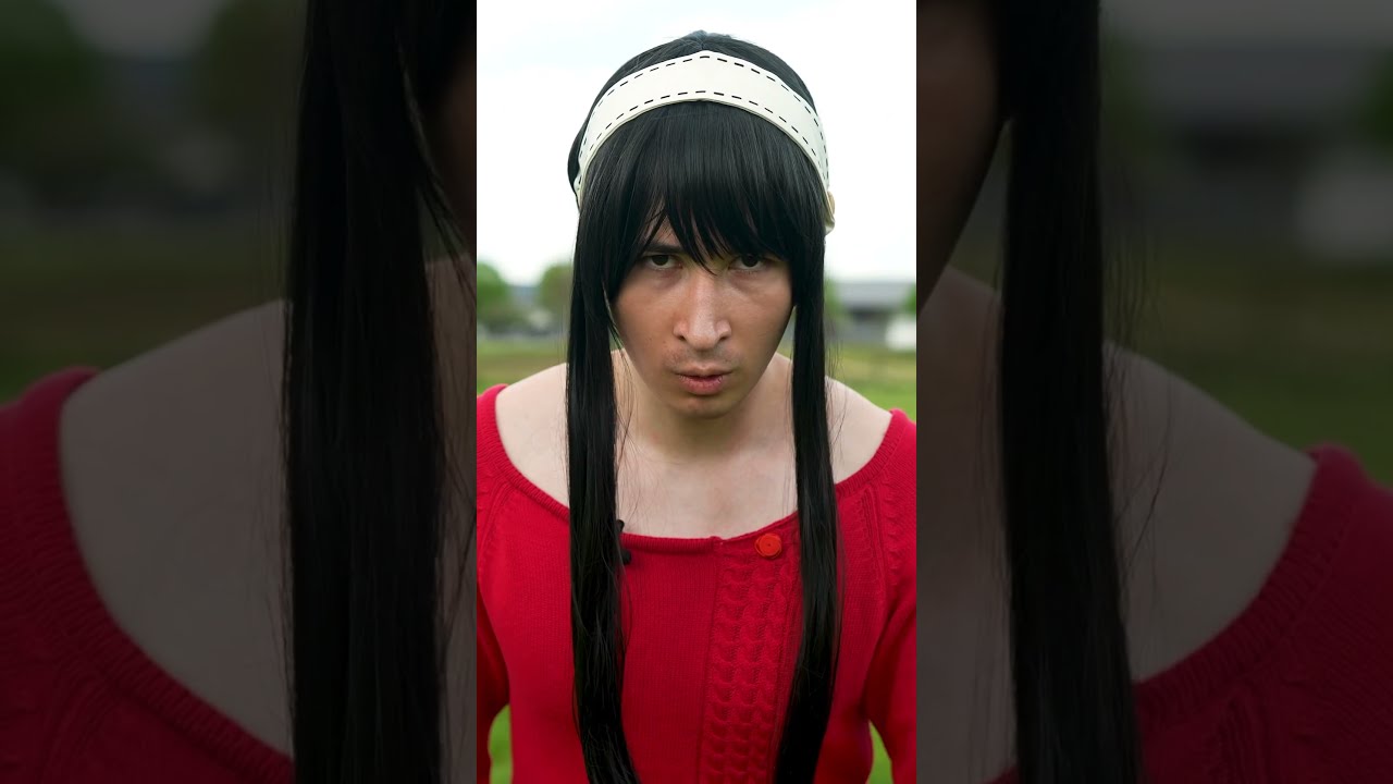 Yor Plays Football Anime Spyxfamily Yorforger Anya