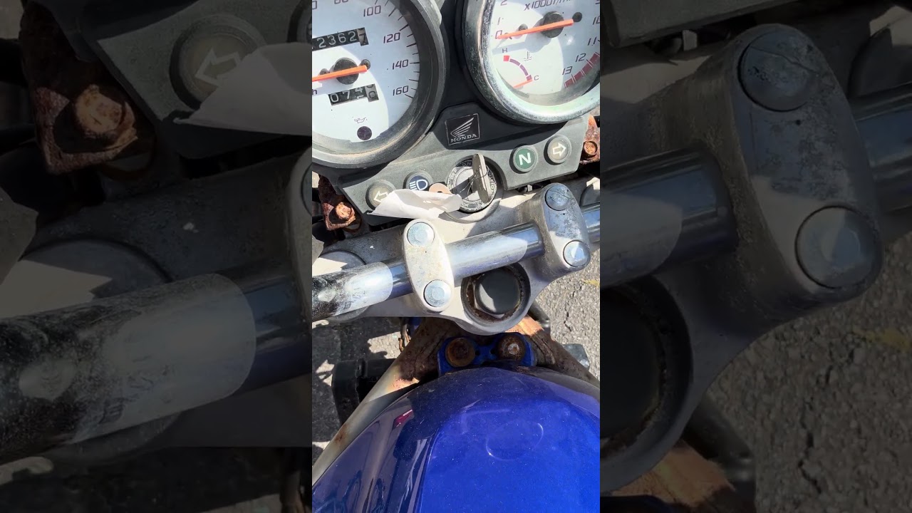VTR250 エンジン始動動画 - YouTube