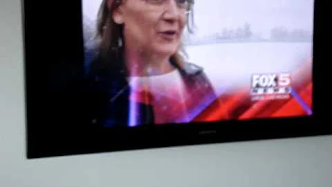 Sharon' Pic on TV :P