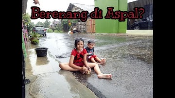 Mandi Hujan...