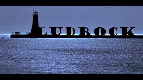 LUDROCK 2015  JULIE SHERLOCK