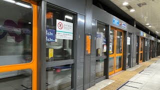 【市ヶ谷駅にて】東京メトロ南北線9000系『各駅停車　赤羽岩渕行』→9000系B修車『急行　新横浜行』発車シーン、