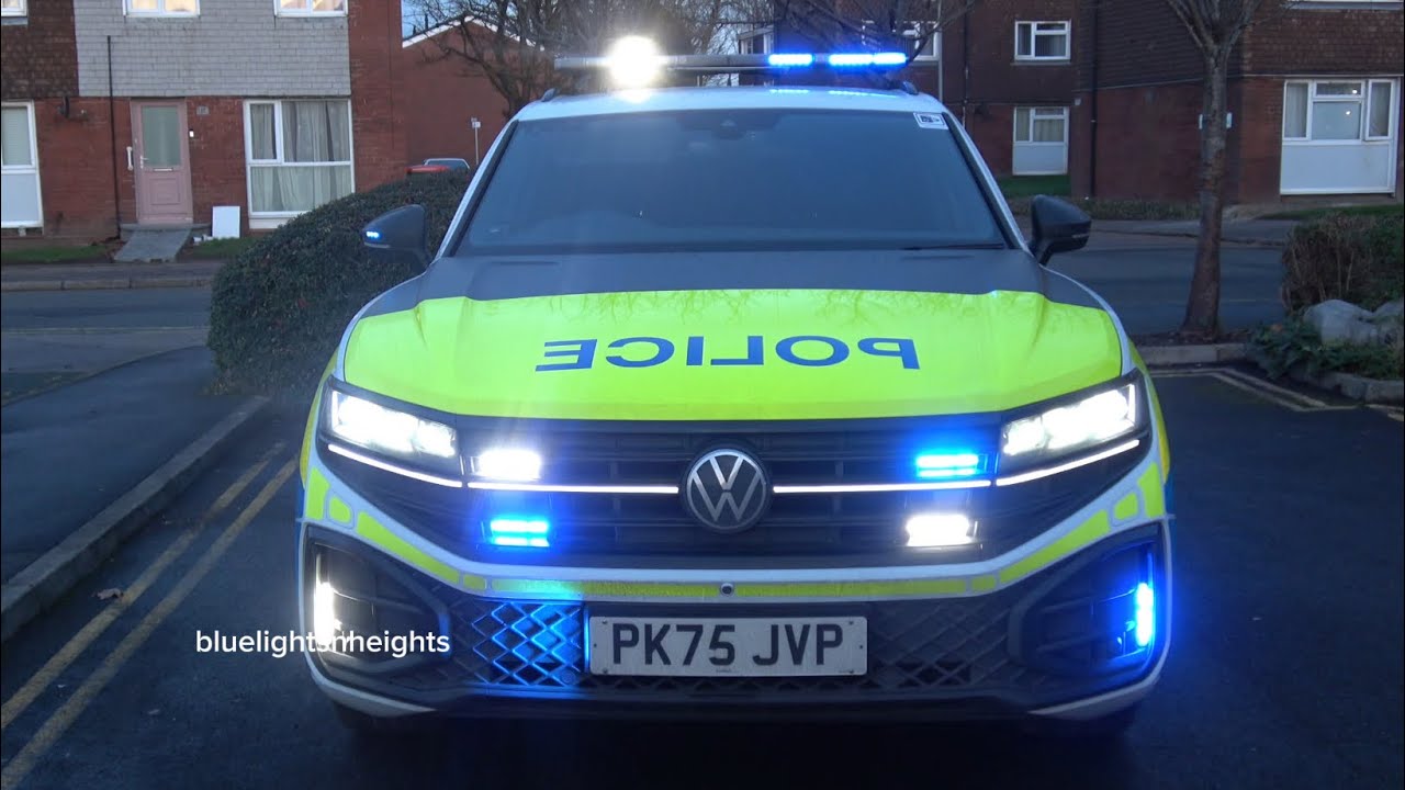 Lancashire Police Volkswagen Touareg Traffic Unit Parked Up Blue Light Demo at Preston 