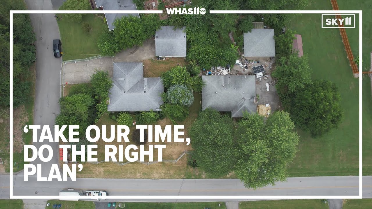 Bird's eye view of Applegate Lane home city plans to set on fire - YouTube