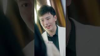 她知道渣男出軌後,直接手撕渣男,看的總裁一愣一愣的,直接愛上!