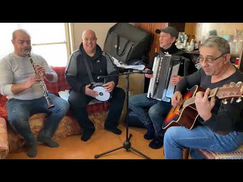 GIPSY UNIVERSAL BAND