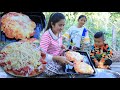 Cook and Eat: Seyhak and Aunt Eng enjoy to make and eat pizza / How to make pizza at home