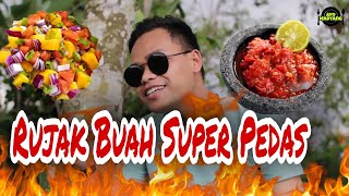 Rujak Buah Super Pedas‼️Makan Dipinggir Sawah Nikmat Abissss