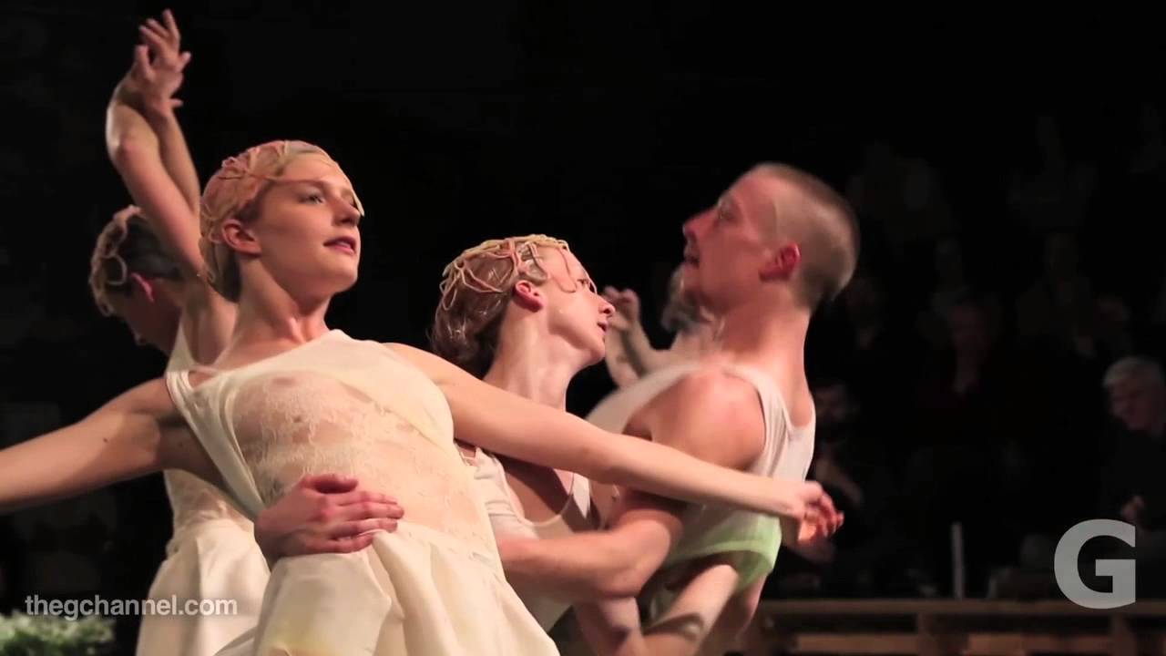 HIPPODROME - Performance by gloATL