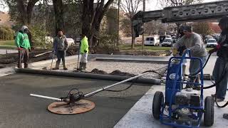 Pervious concrete with pan machine