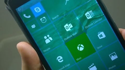 Windows 10 Mobile build 10158 running Microsoft Lumia 830 Hands-on