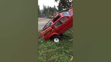 Rc Toyota New Look!! Send it #scale #sendit #slowmotion #insane #crawler #enduro #4x4 #4wd #toyota