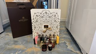 Unboxing the Molton Brown 2023 Advent Calendar.