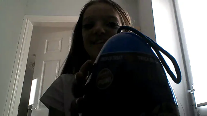Unboxing a suprise Halloween nest egg