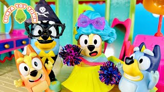 Bluey & Bingo's Makeover Mayhem!  | Creative Play with Bluey Toys | Bunya Toy Town