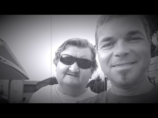 Смотреть «Klaun a kráľ - LUDO KURUC BAND» на YouTube Смотреть «Klaun a kráľ - LUDO KURUC BAND» на YouTube