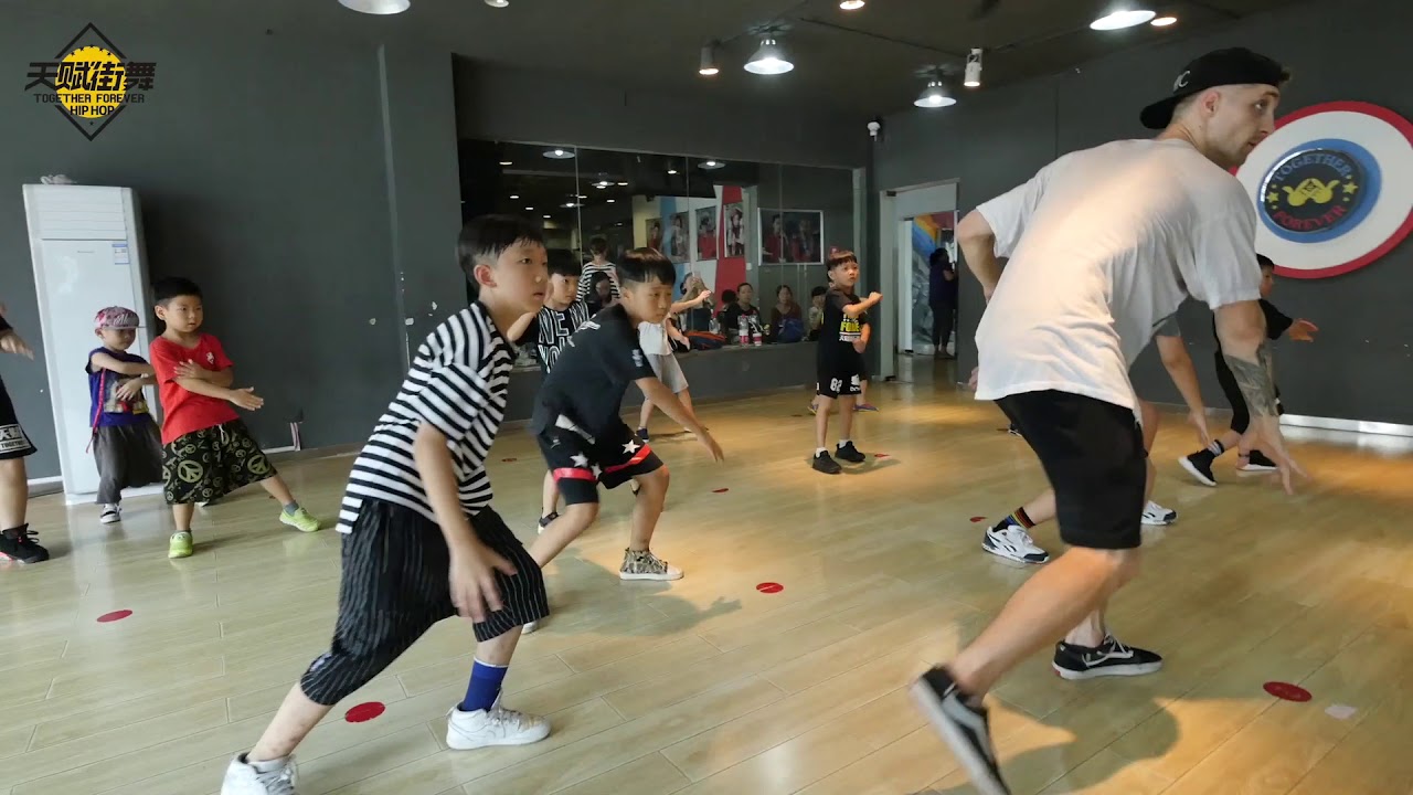 Abstract - CrossRoads ( Choreography by PASICHNYI )