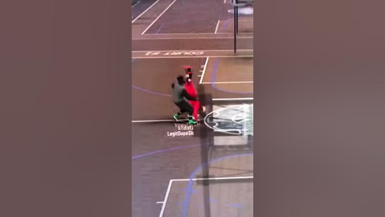 How to drop kick someone on 2k17 YouTube