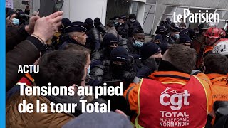 La Défense : des ouvriers de Grandpuits tentent de pénétrer dans la tour Total
