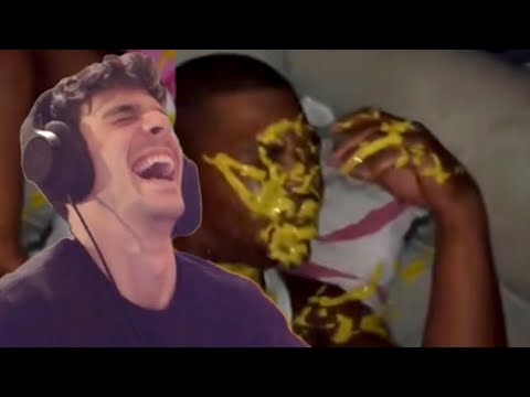 PIANGO ALLA REACTION DI VIDEO DIVERTENTI