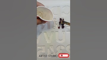 waooo 😱 resin art keychain #shorts #youtubeshorts #resinart #diy