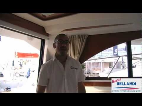 ⁣Beneteau Antares 42 - Mobile cucina