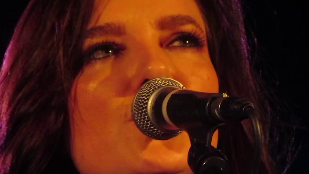 Brandy Clark Drinkin’, Smokin’, Cheatin’ (Live in Glasgow, Scotland) YouTube