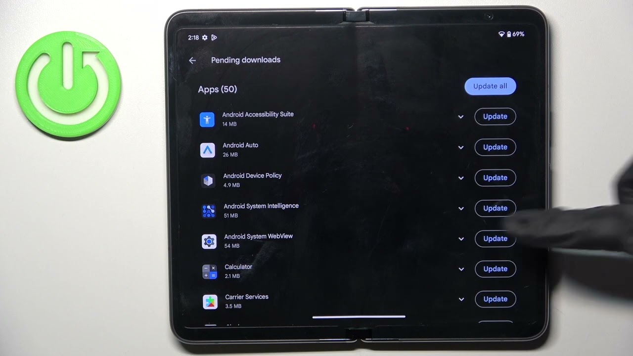 How to Update Apps on GOOGLE Pixel Fold - Enable Apps Update