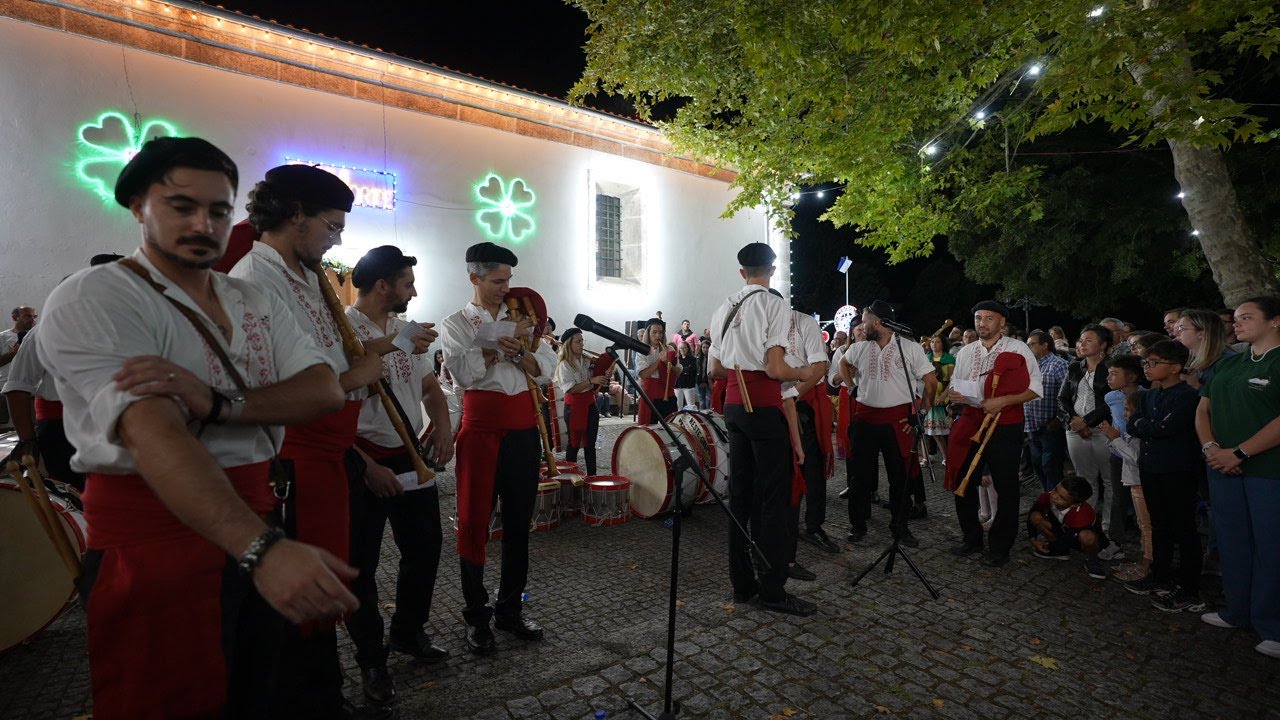 GRUPO DE BOMBOS DE SANTIAGO MAIOR DE POIARES NA FESTA EM HONRA A NOSSA SENHORA DA BOA MORTE-CORRELHÃ