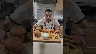 برجر فيليه السمك Fish Fillet Burger