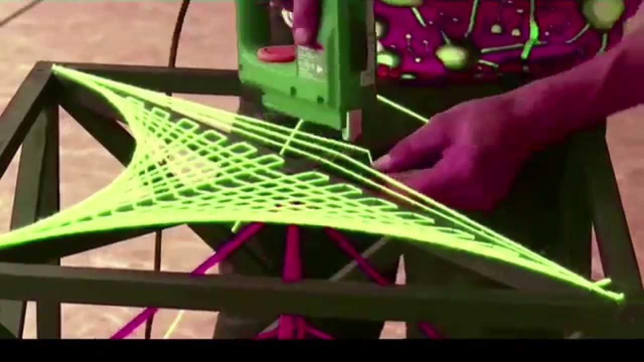 Blacklight - Stringart Cube - The Making of Blacklight-Cube - YouTube