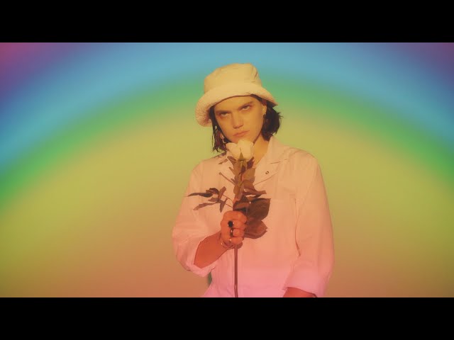 SoKo - Oh, To Be A Rainbow!