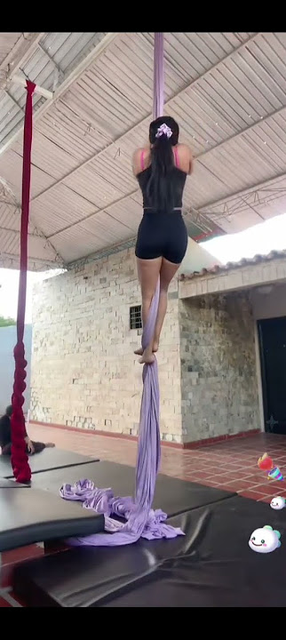 bigo live streaming pretty lovely lady aerial dancing 💋 #bigo #live #periscope