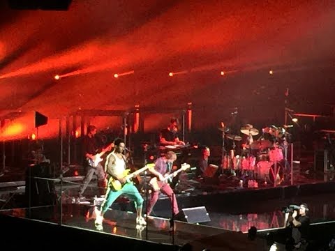 Maroon 5 Red