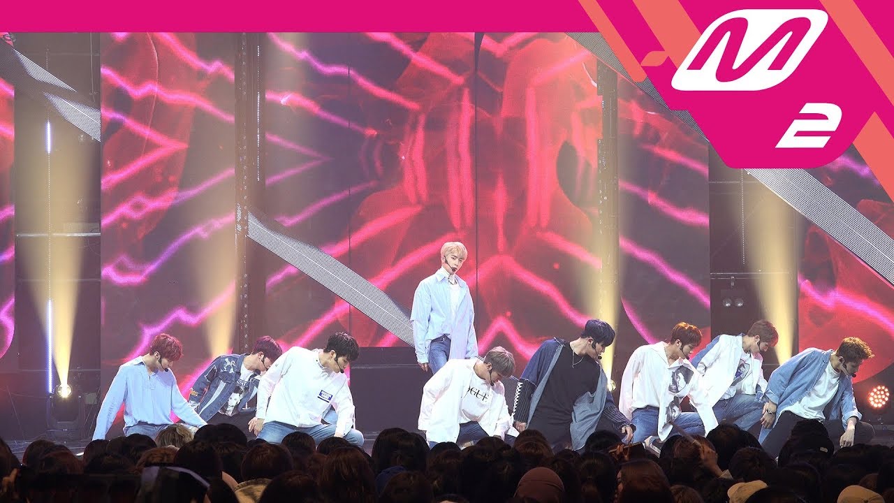 [MPD직캠] 업텐션 직캠 4K '반해 안 반해(Target On)' (UP10TION FanCam) | @MCOUNTDOWN_2018.3.15
