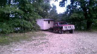 Chevy crew cab pulling mobile home