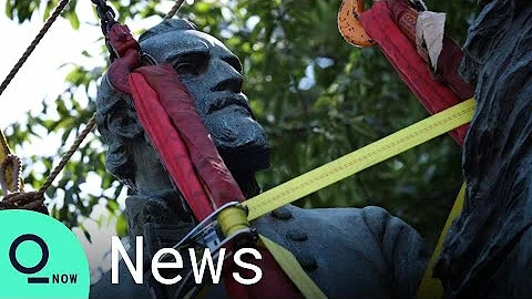Charlottesville Removes Confederate Statue of Robert E. Lee