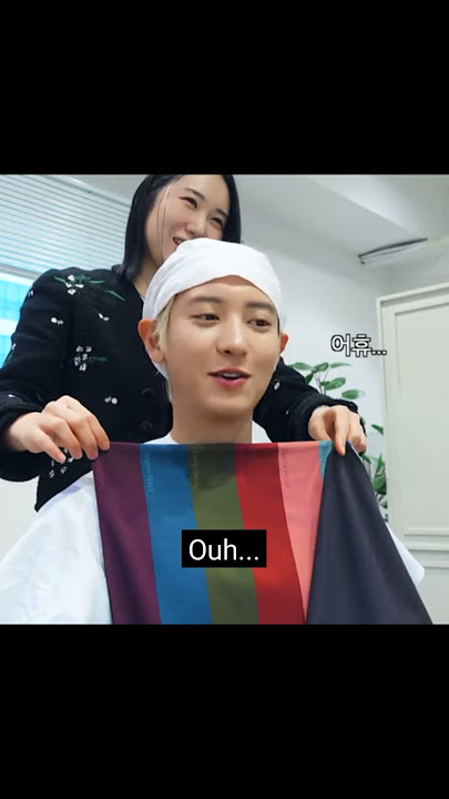 Buru² di balik ga mau keliatan burik😂 #chanyeol #exo